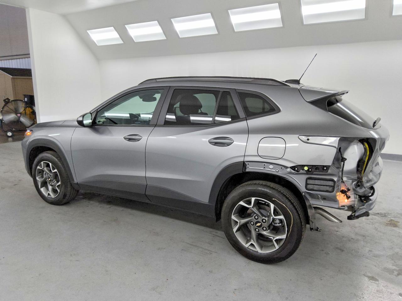 2025 Chevrolet Trax - Фото 2