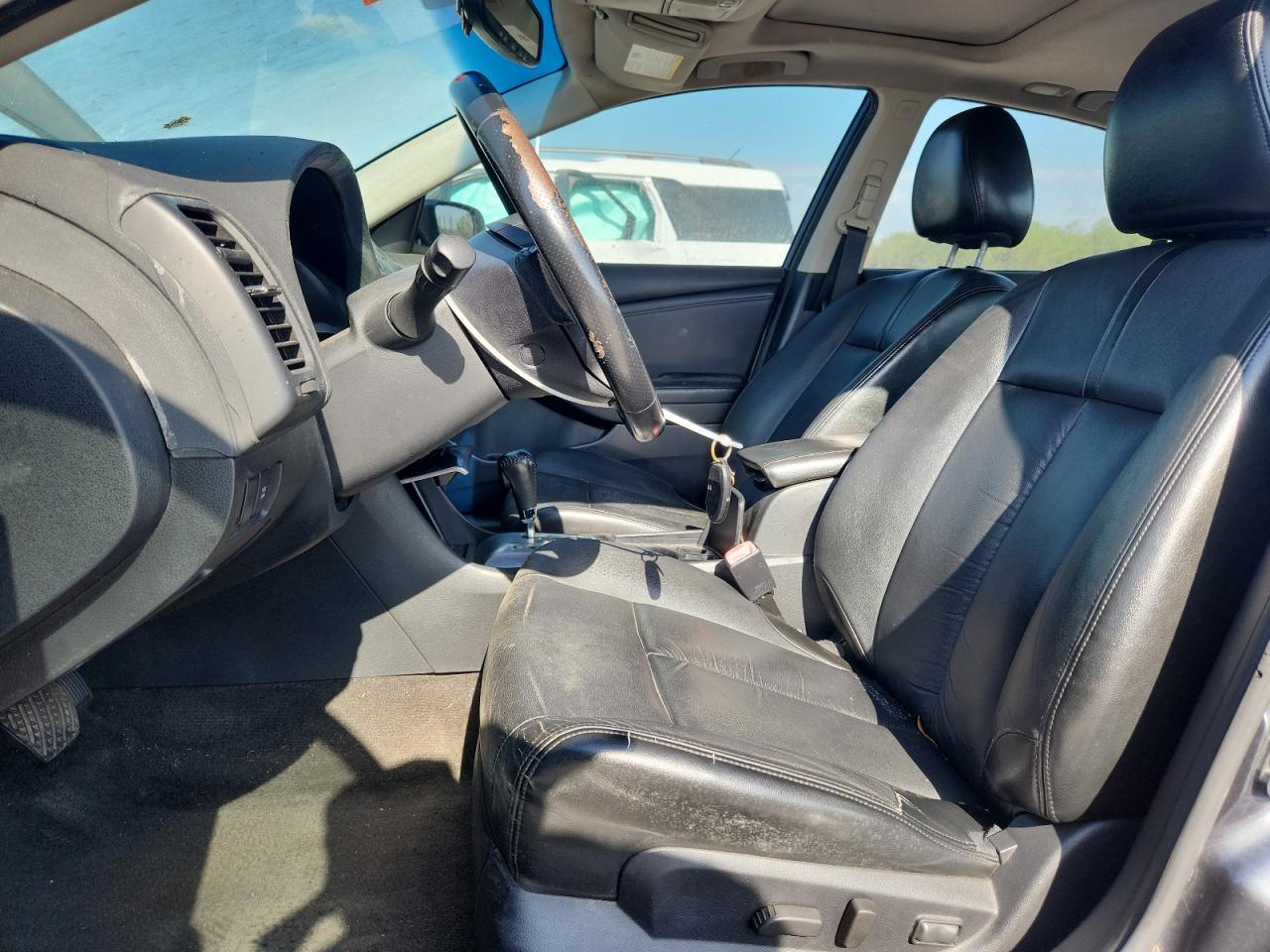 2010 Nissan Altima 3.5 Sr - Image 7