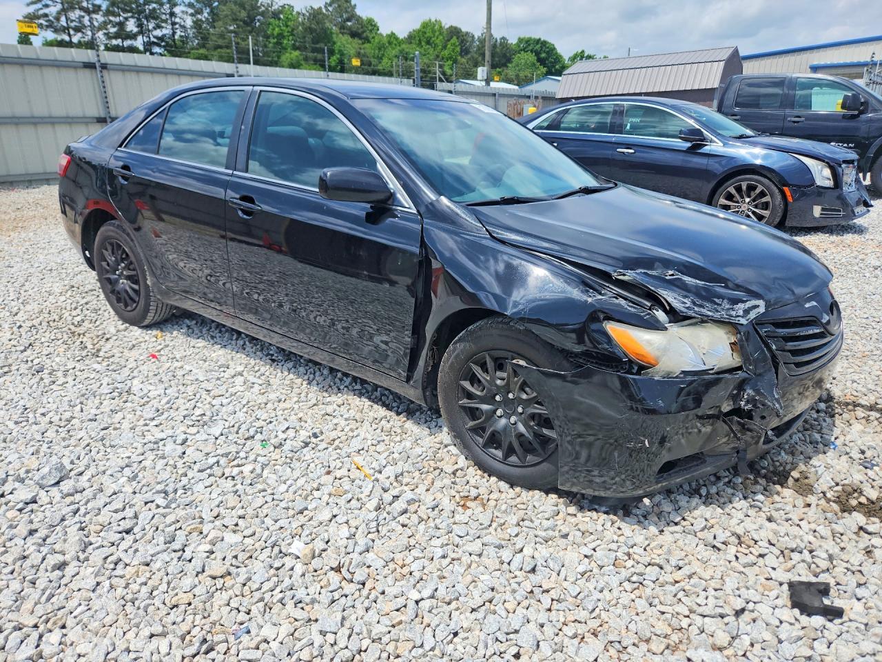 2009 Toyota Camry Le - Image 4