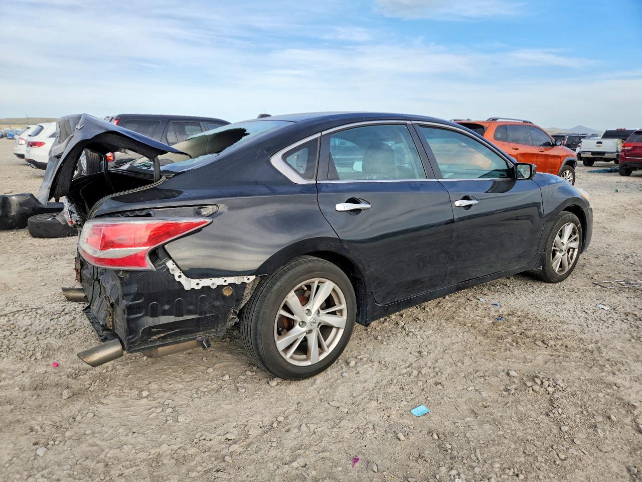 2014 Nissan Altima 2.5 Sv - Image 3