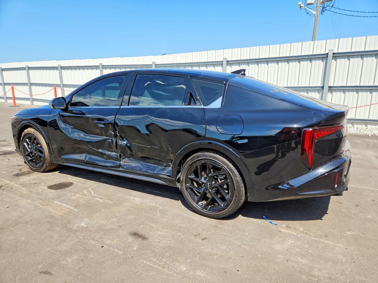 2025 Kia K4 Gt-Line Turbo - Фото 2