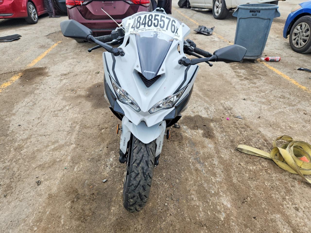 2025 Kawasaki Zx400 S - Image 2