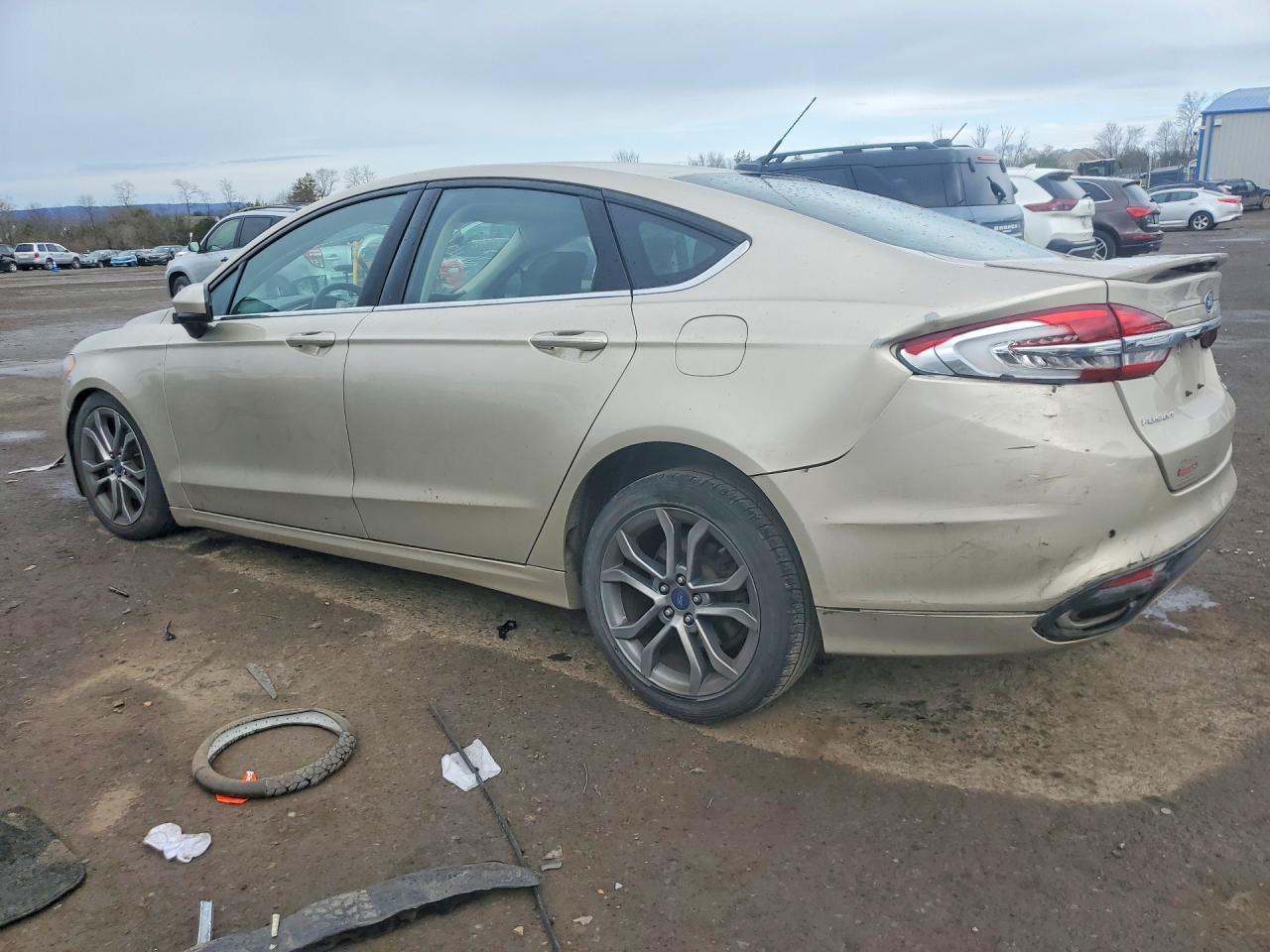 2017 Ford Fusion Se - Фото 2
