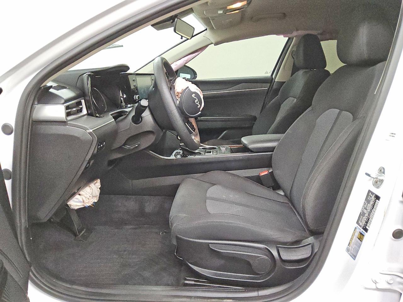2022 Kia K5 Lxs - Image 7