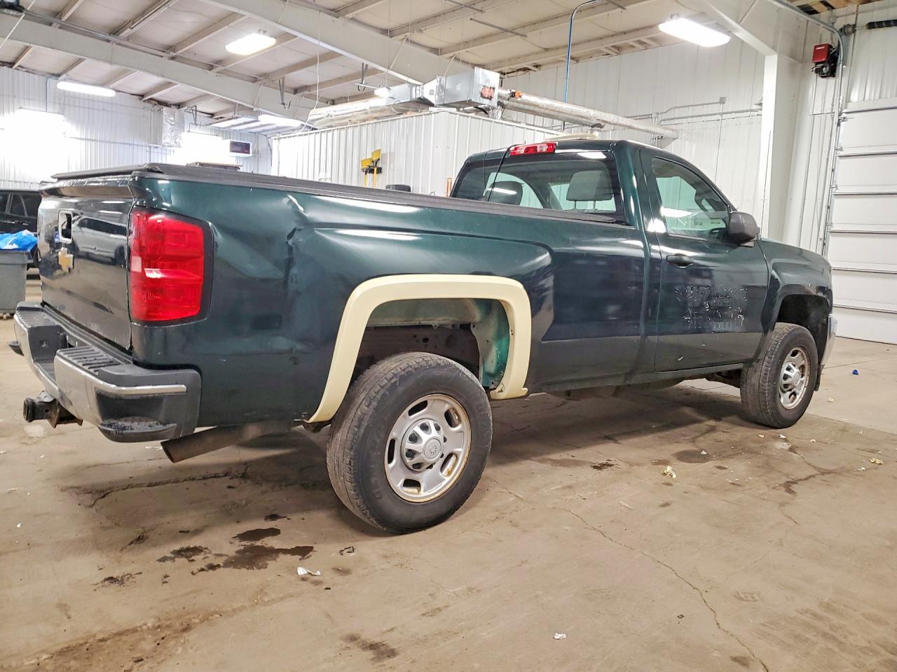 2016 Chevrolet Silverado C2500 Heavy Duty - Фото 3