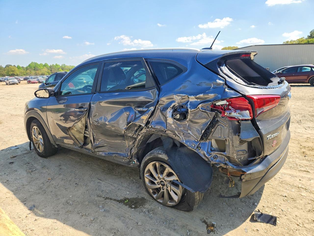 2017 Hyundai Tucson Se - Фото 2