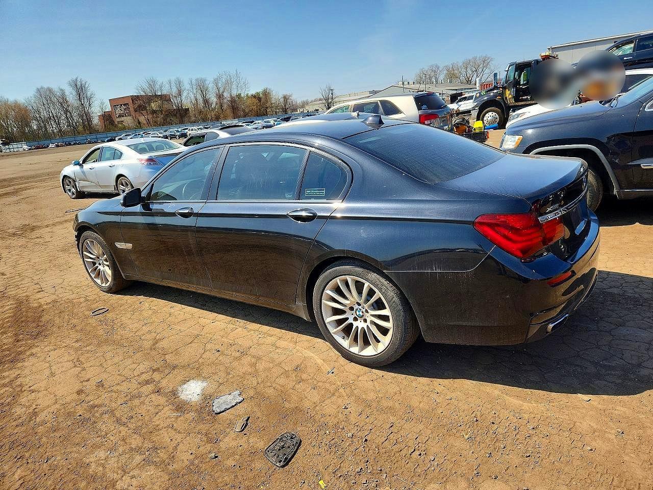 2014 BMW 740 Lxi - Фото 2