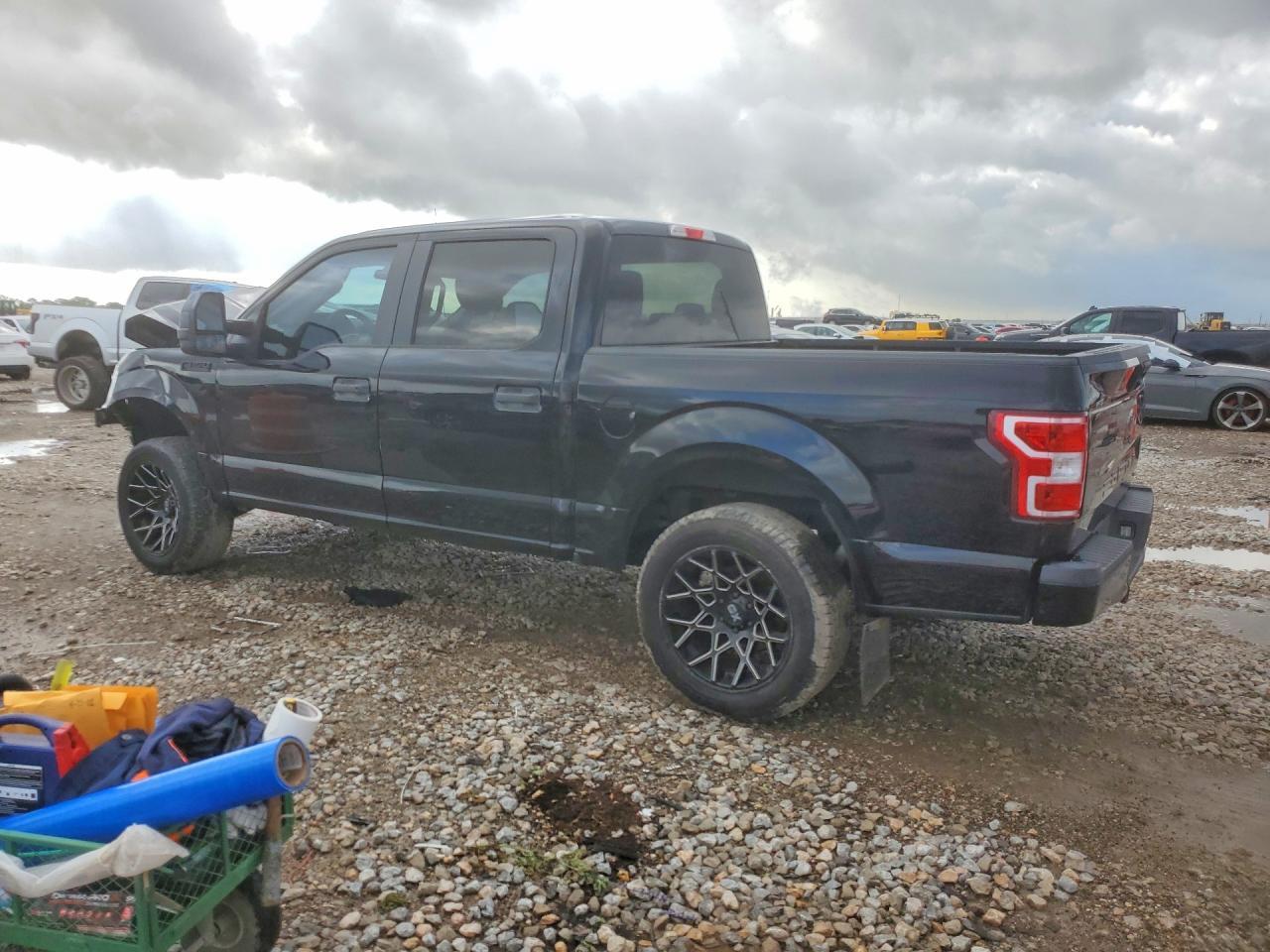 2018 Ford F150 Supercrew - Фото 2