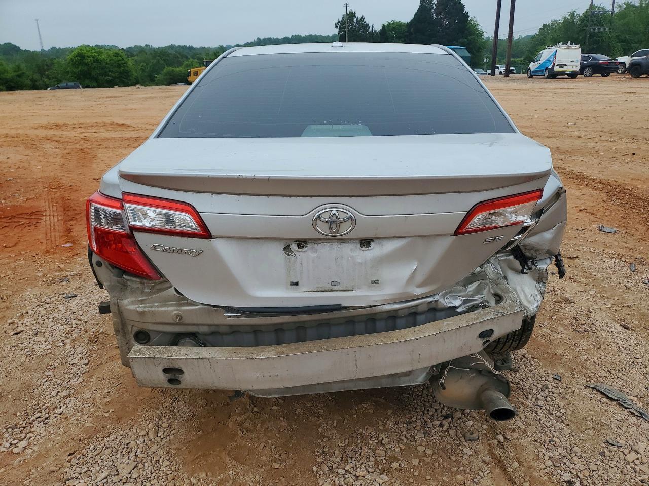 2014 Toyota Camry Se - Фото 6