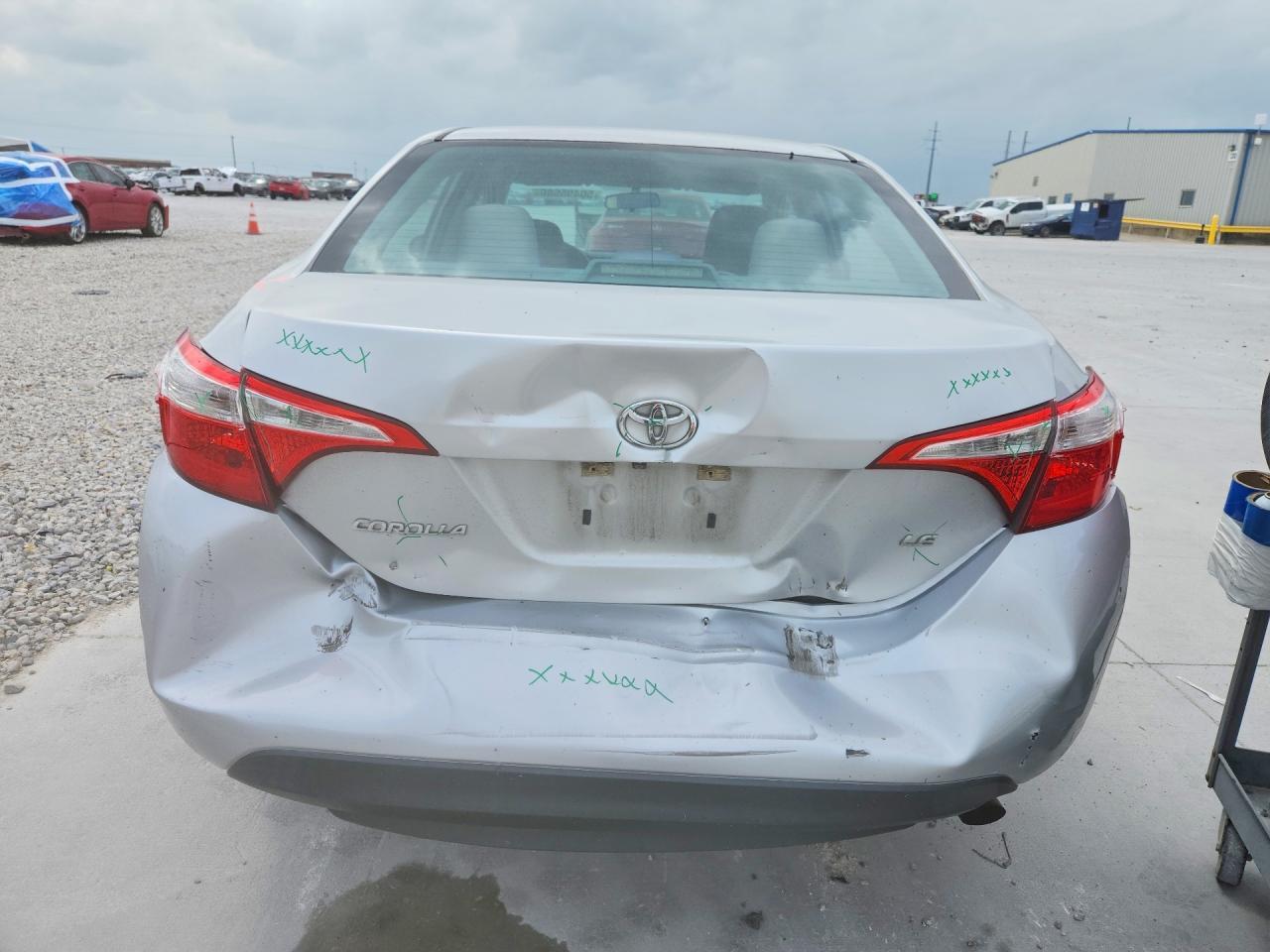 2016 Toyota Corolla Le - Image 6