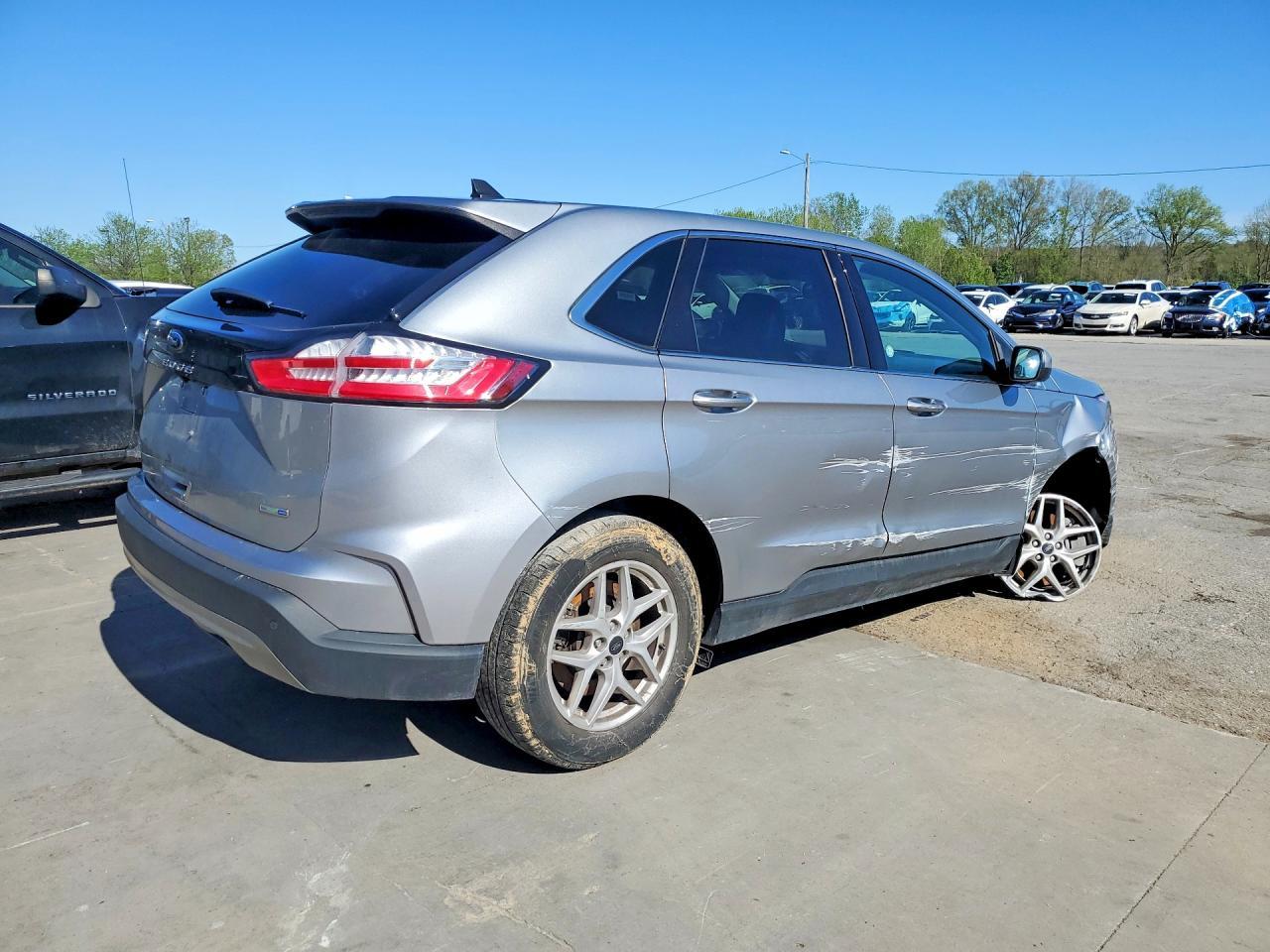 2024 Ford Edge Sel - Image 3