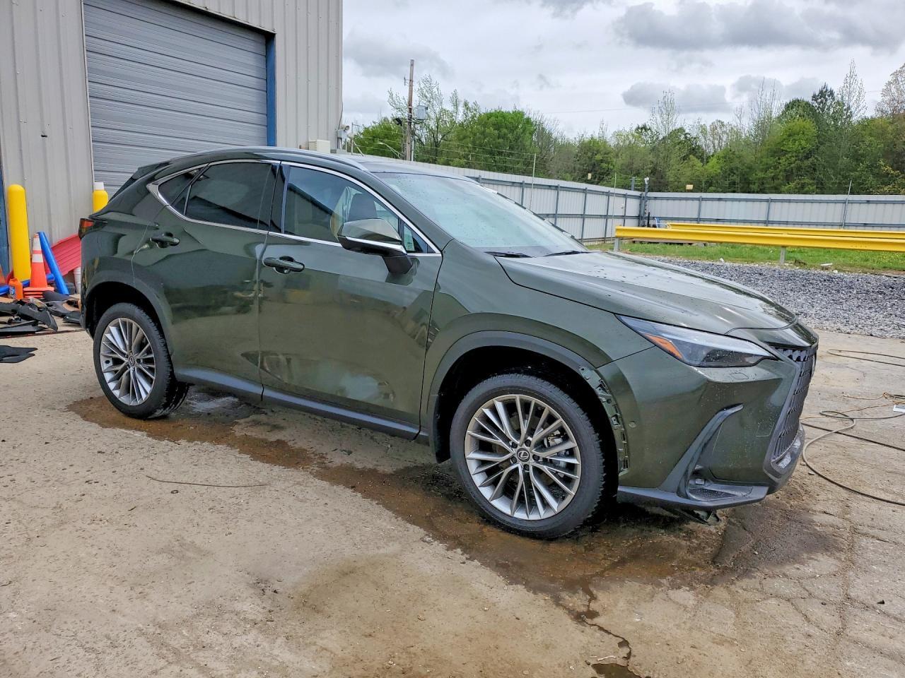 2026 Lexus Nx 350H Luxury - Image 4
