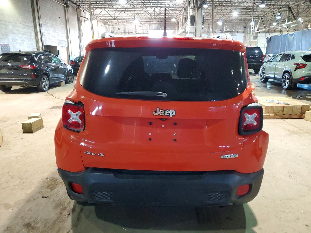 2016 Jeep Renegade Latitude - Фото 6