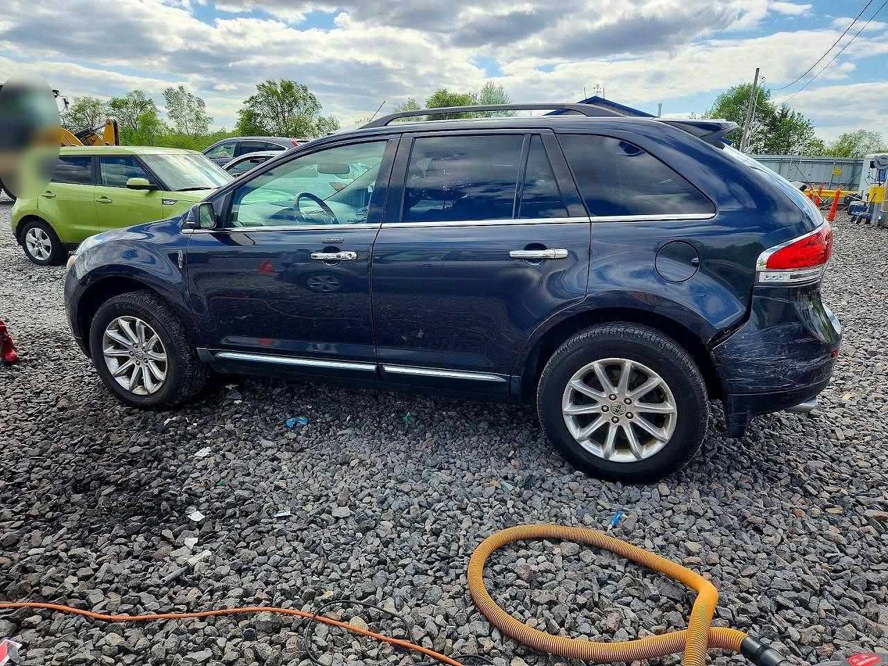 2014 Lincoln Mkx - Image 2