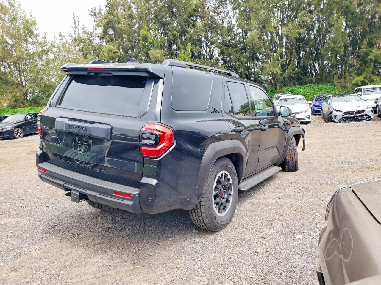 2025 Toyota 4Runner Sr5 - Image 3