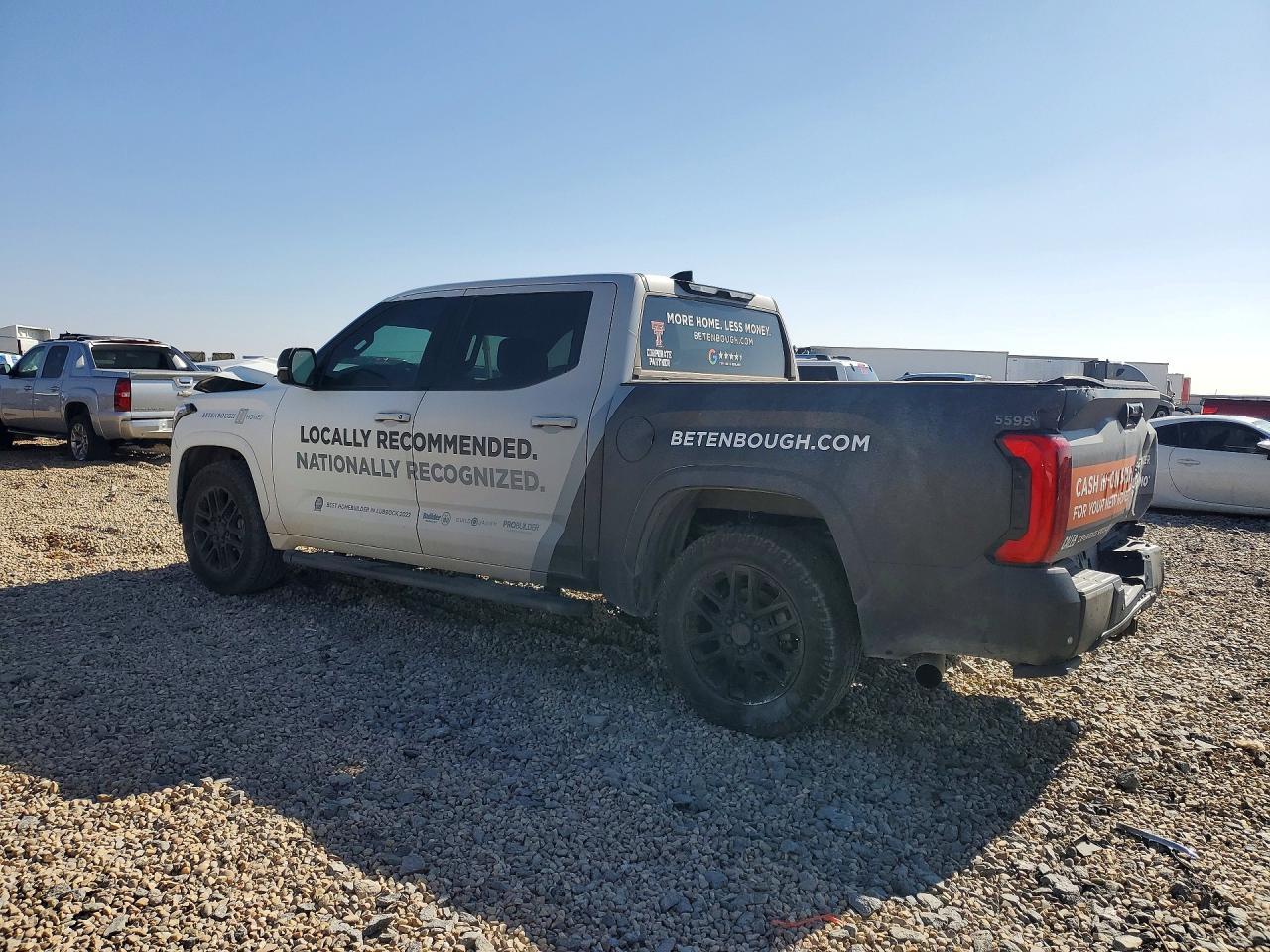 2023 Toyota Tundra Sr5 - Image 2