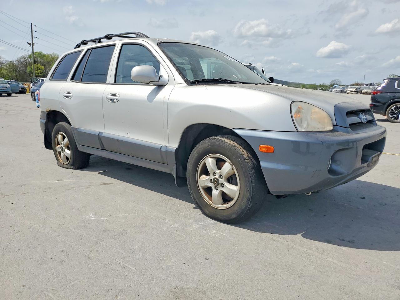 2005 Hyundai Santa Fe - Image 4