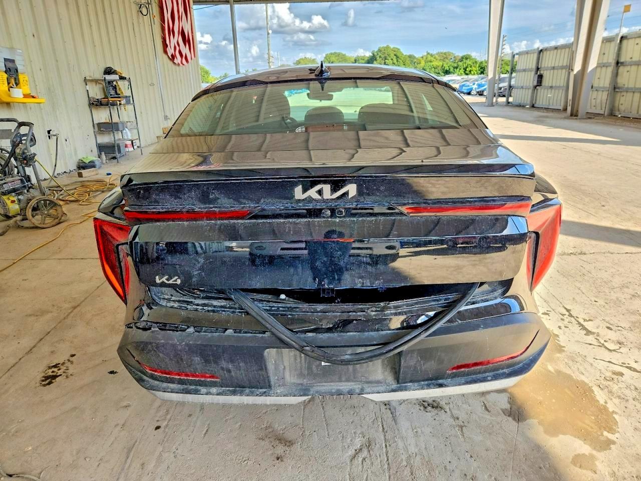 2025 Kia K4 Lxs - Image 6