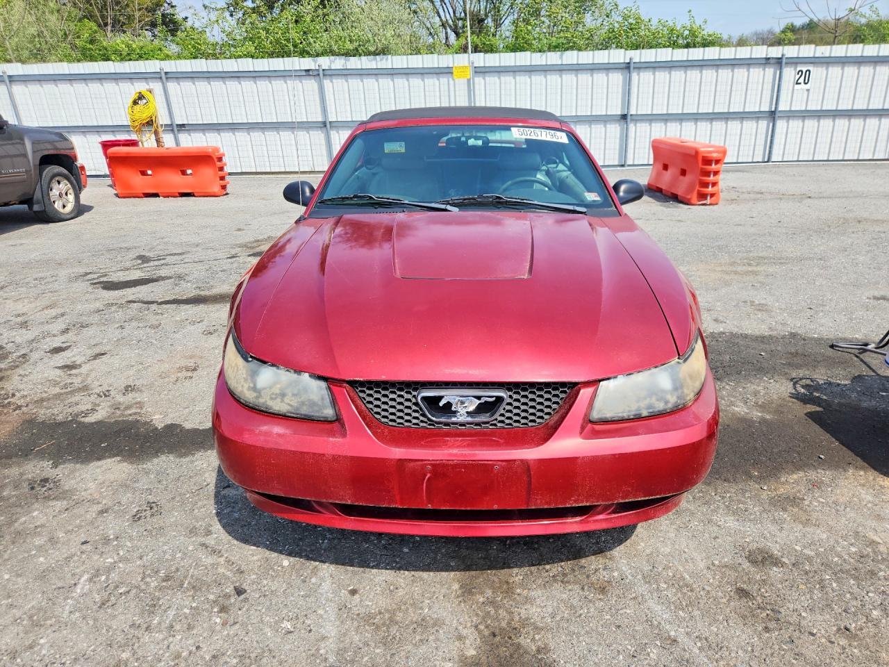 2004 Ford Mustang - Image 5