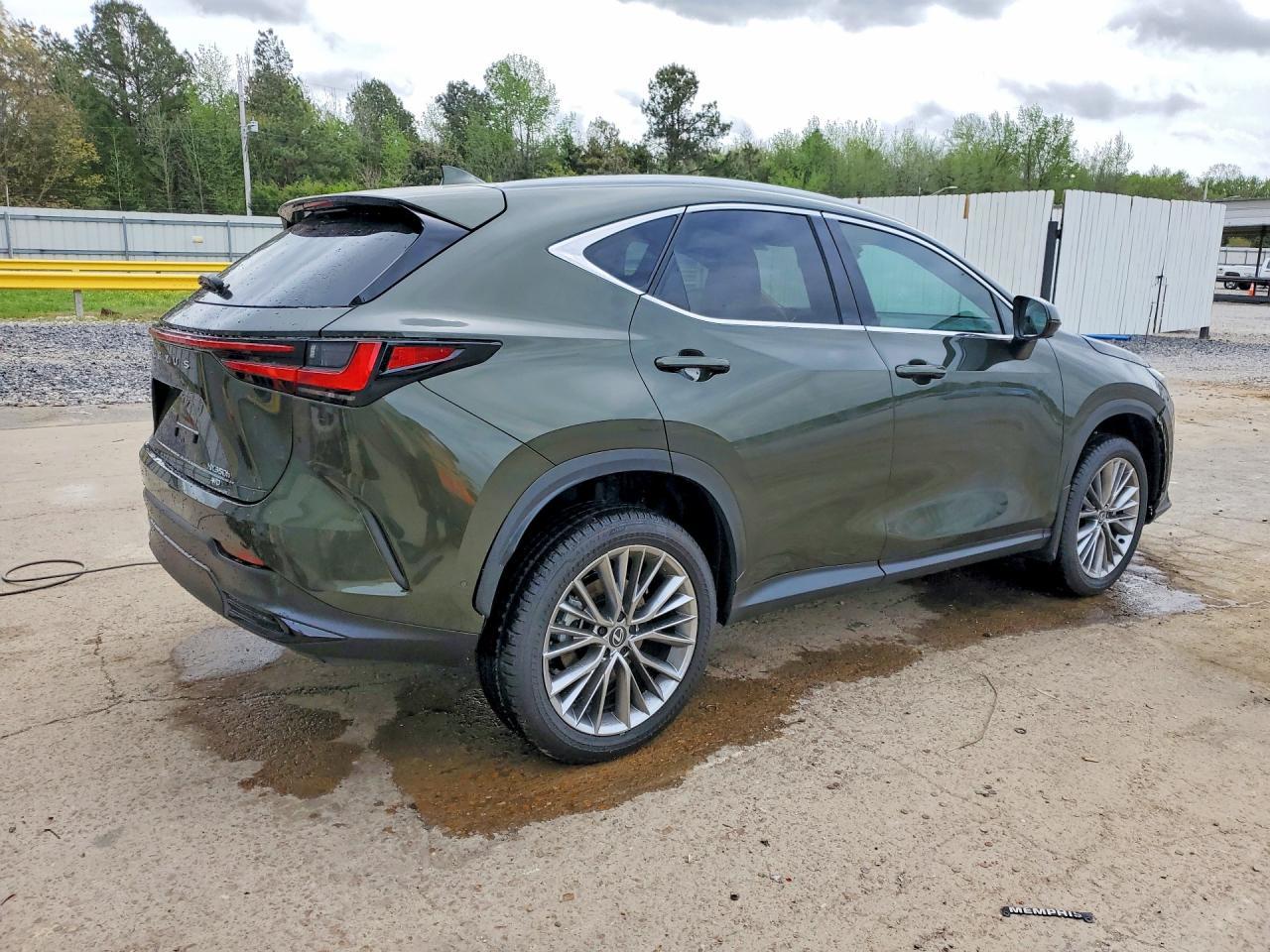 2026 Lexus Nx 350H Luxury - Image 3