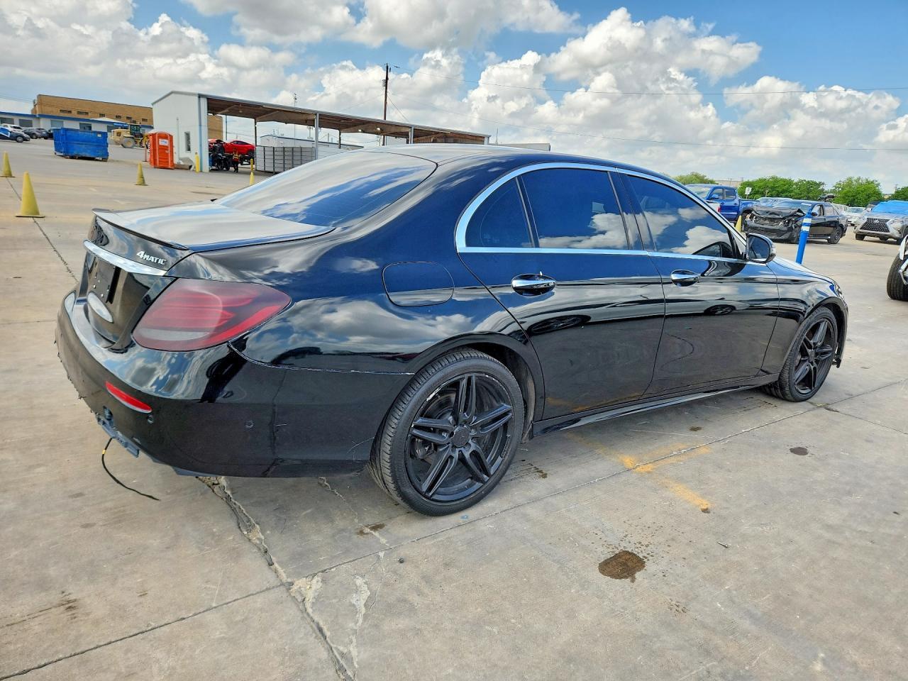 2018 Mercedes-Benz E 300 4Matic - Image 3