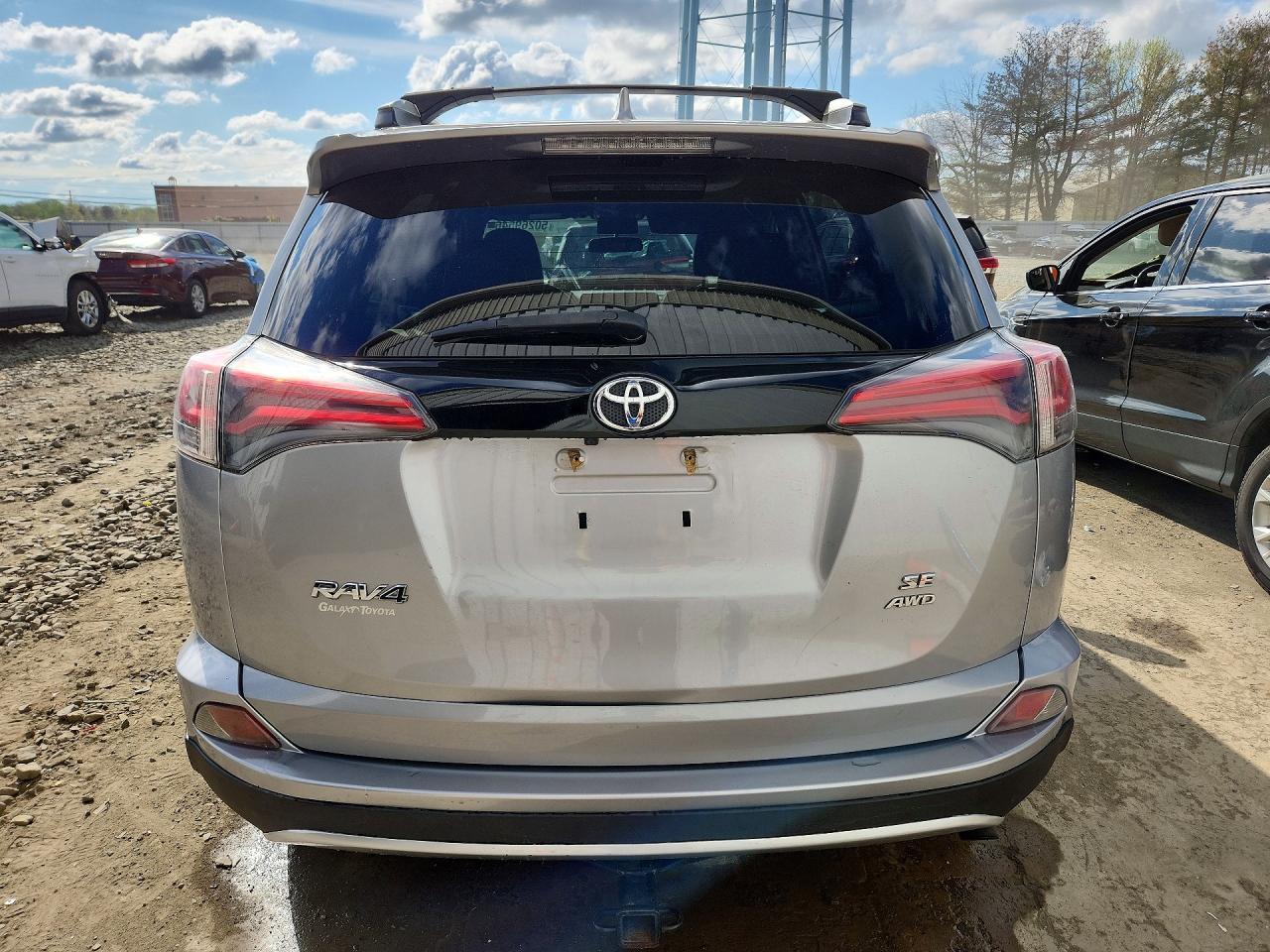 2016 Toyota Rav4 Se - Image 6