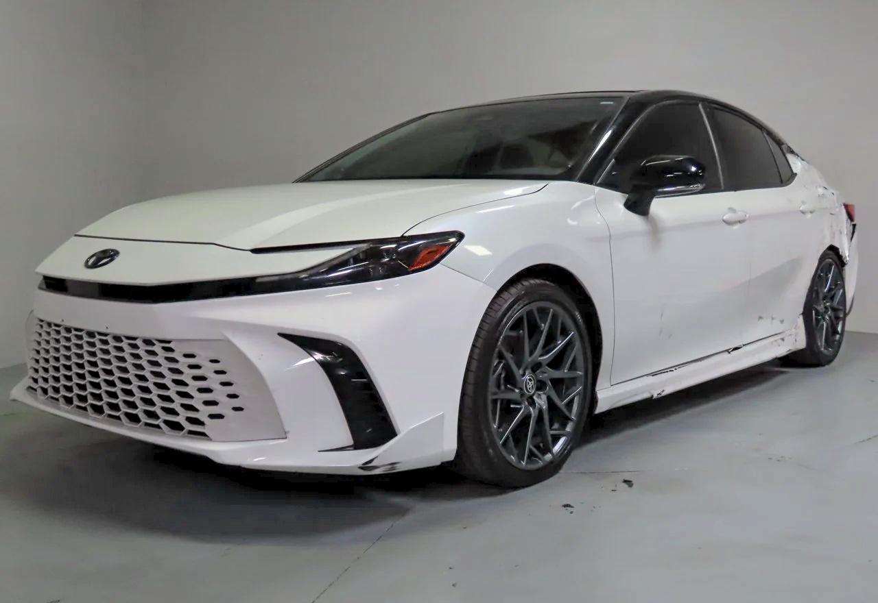 2025 Toyota Camry Xse - Фото 2