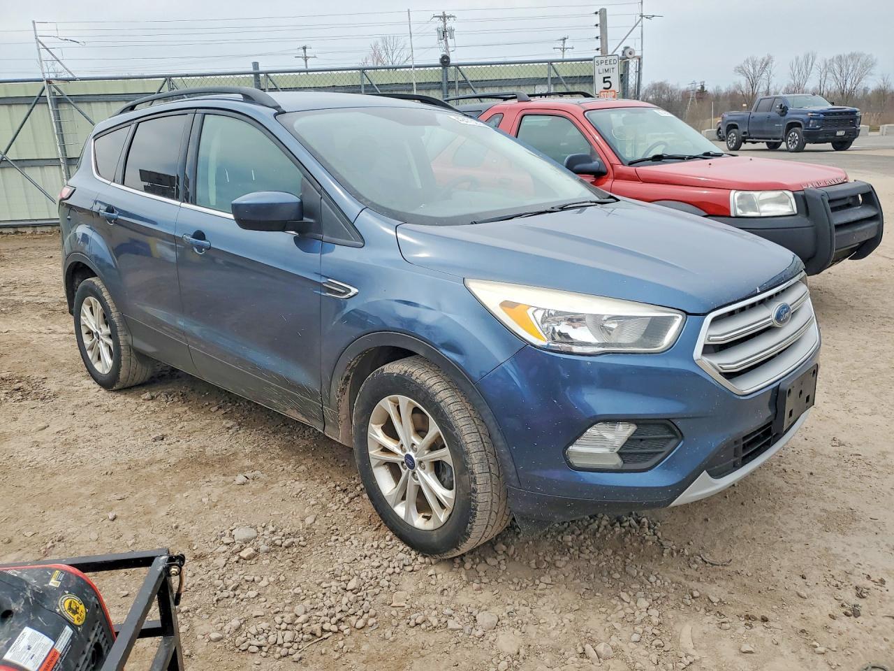 2018 Ford Escape Se - Фото 4