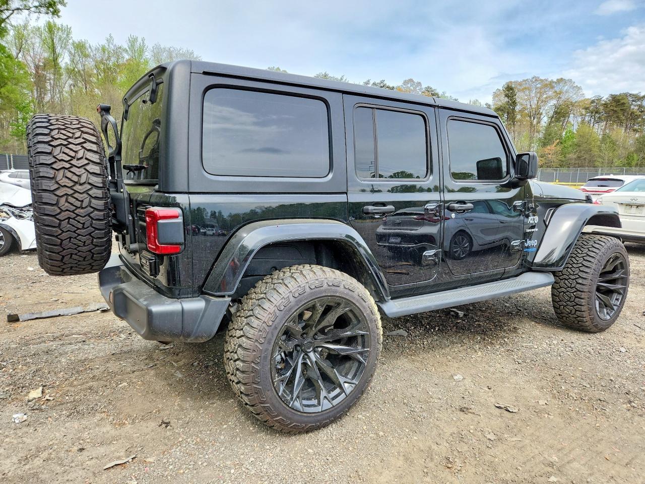2022 Jeep Wrangler Unlimited Sahara 4Xe - Фото 3