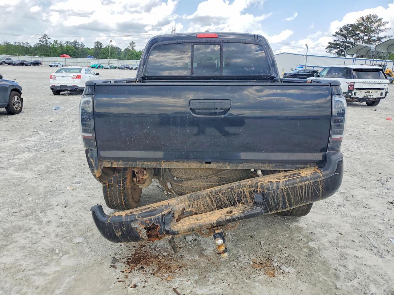 2011 Toyota Tacoma Double Cab - Image 6
