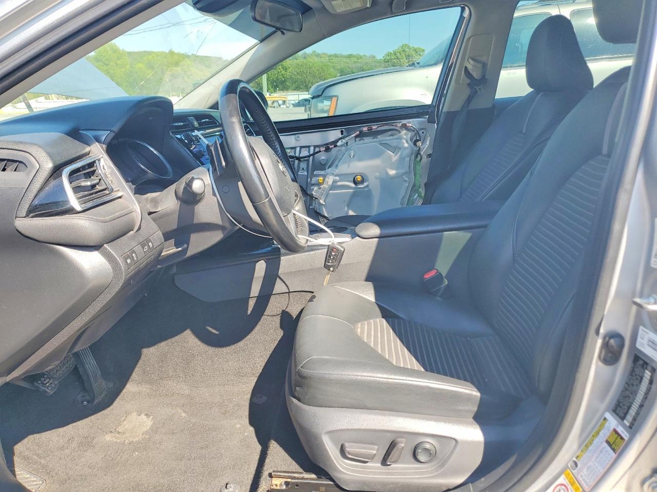 2018 Toyota Camry Se - Image 7