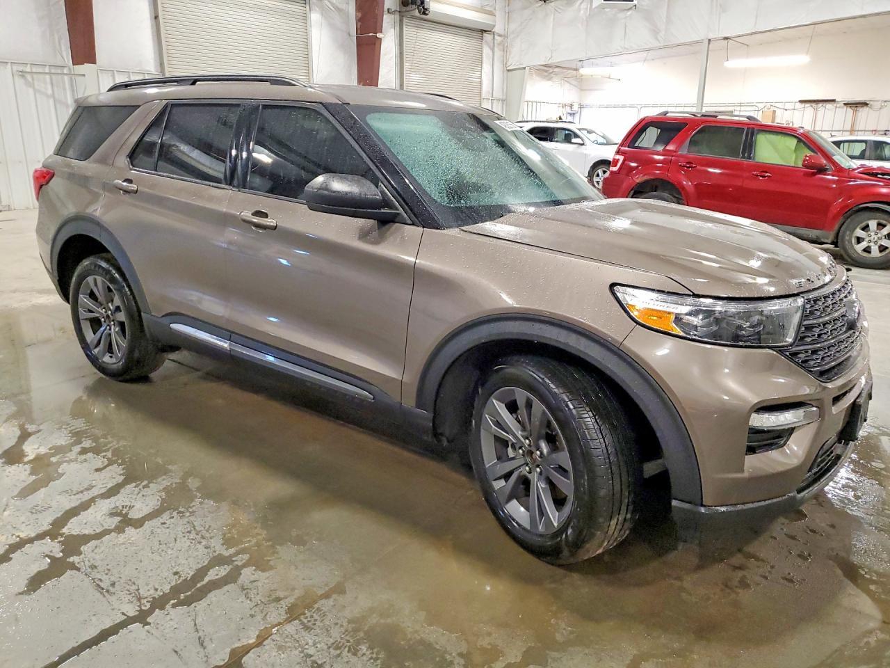 2021 Ford Explorer Xlt - Фото 4