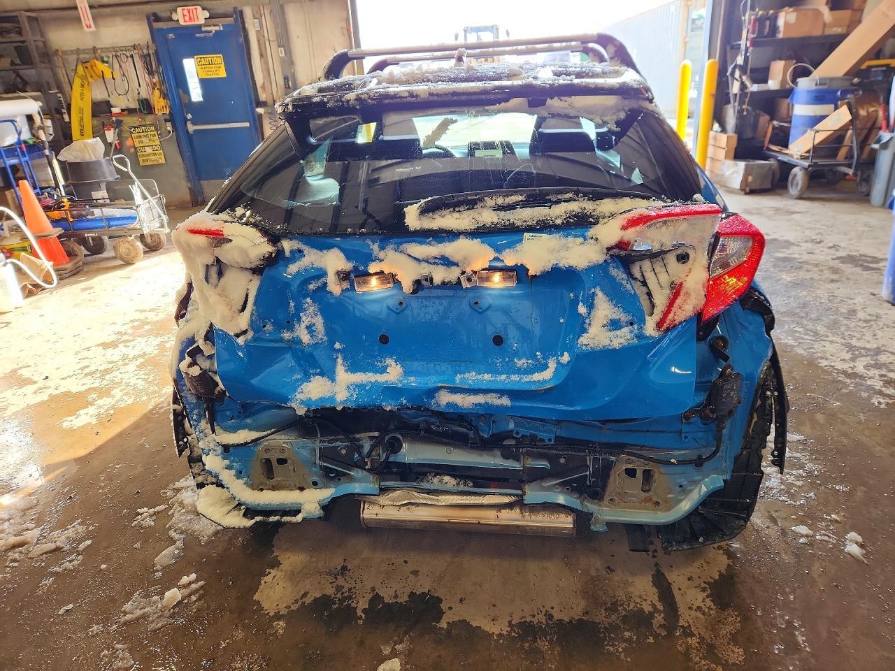 2019 Toyota C-Hr Le - Image 6