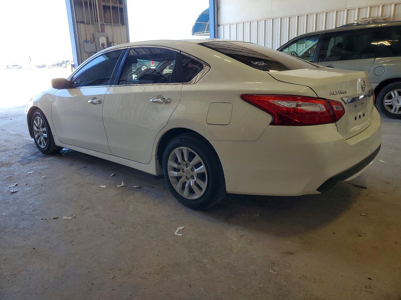 2017 Nissan Altima 2.5 S - Image 2