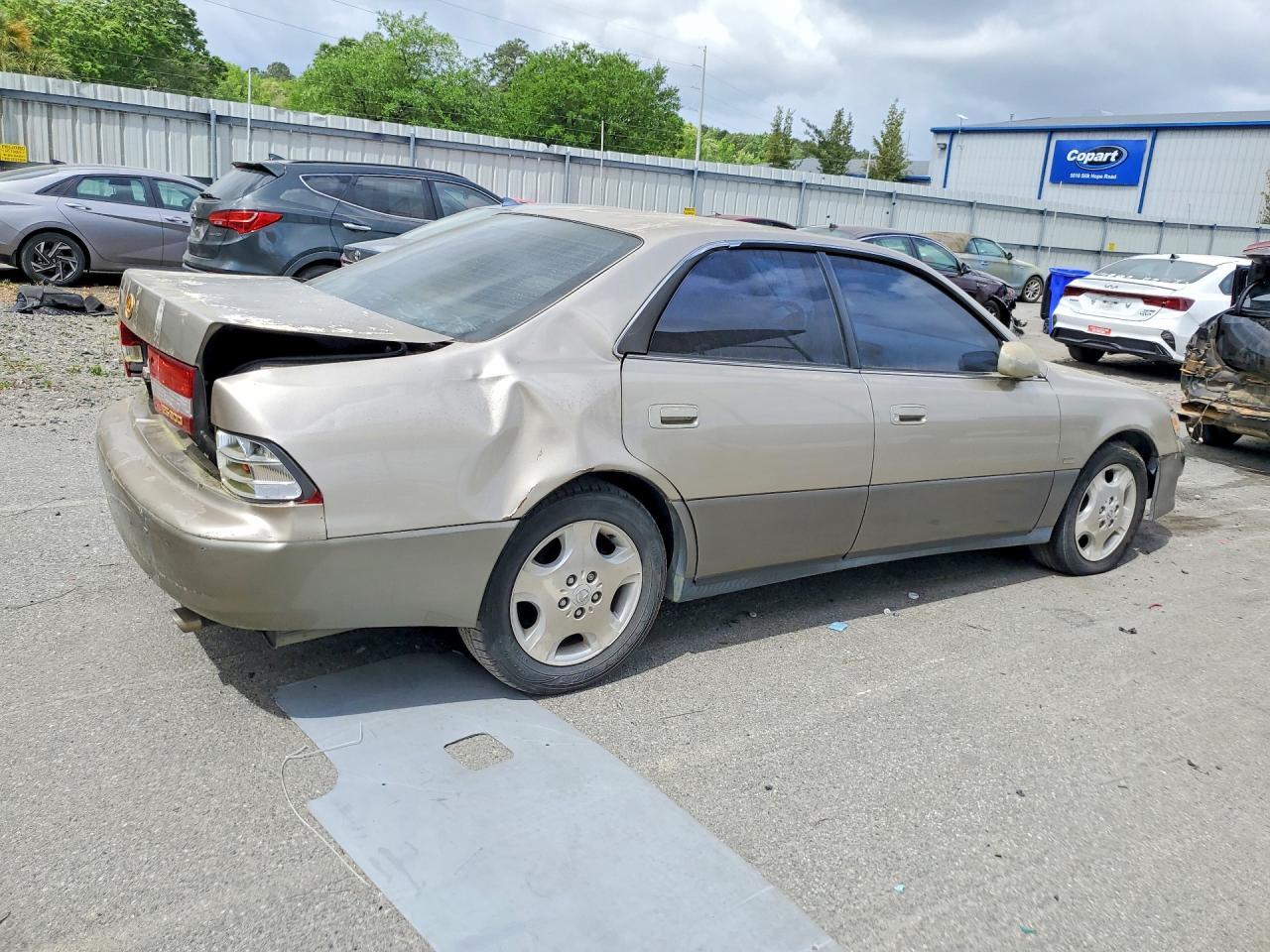 2000 Lexus Es 300 Base - Image 3