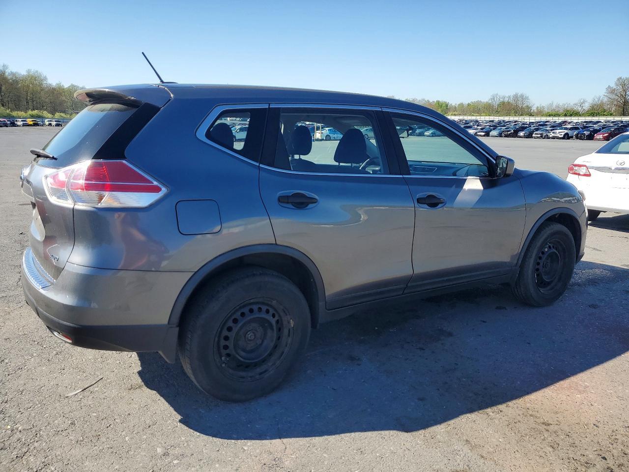 2016 Nissan Rogue S - Фото 3