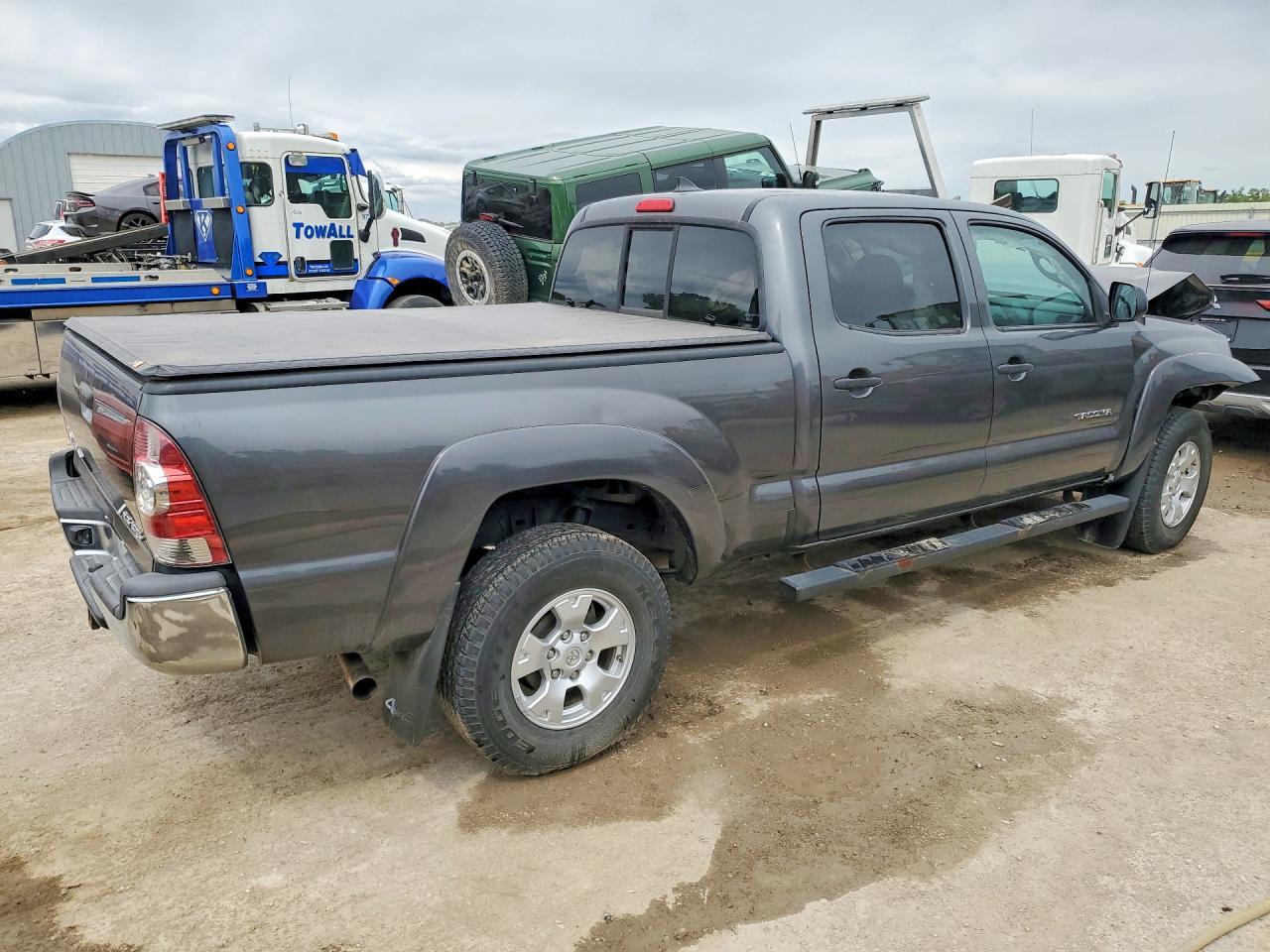 2015 Toyota Tacoma Double Cab Long Bed - Image 3