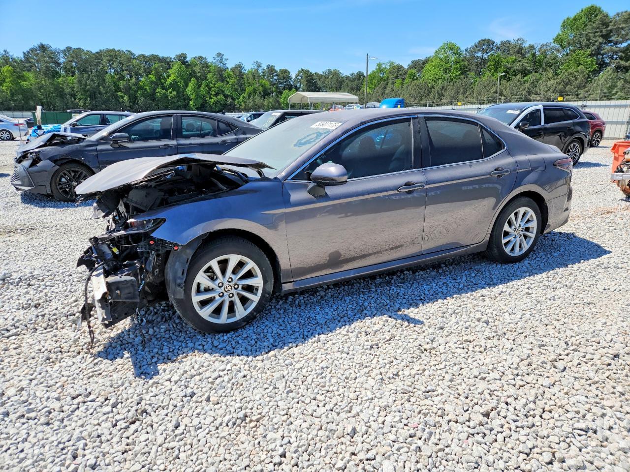 2021 Toyota Camry Le