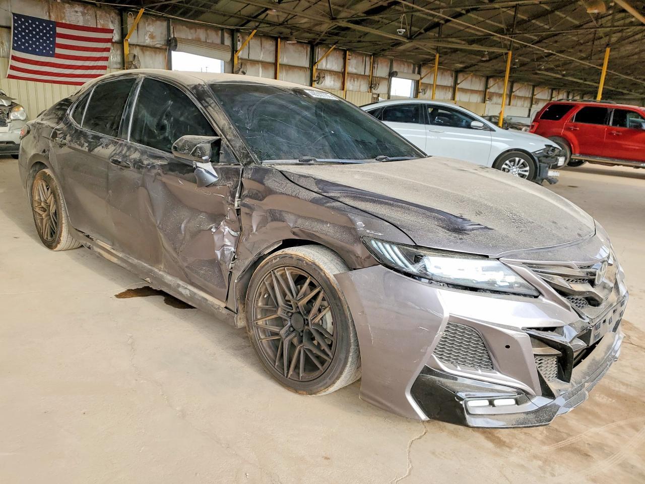 2019 Toyota Camry Se - Image 4