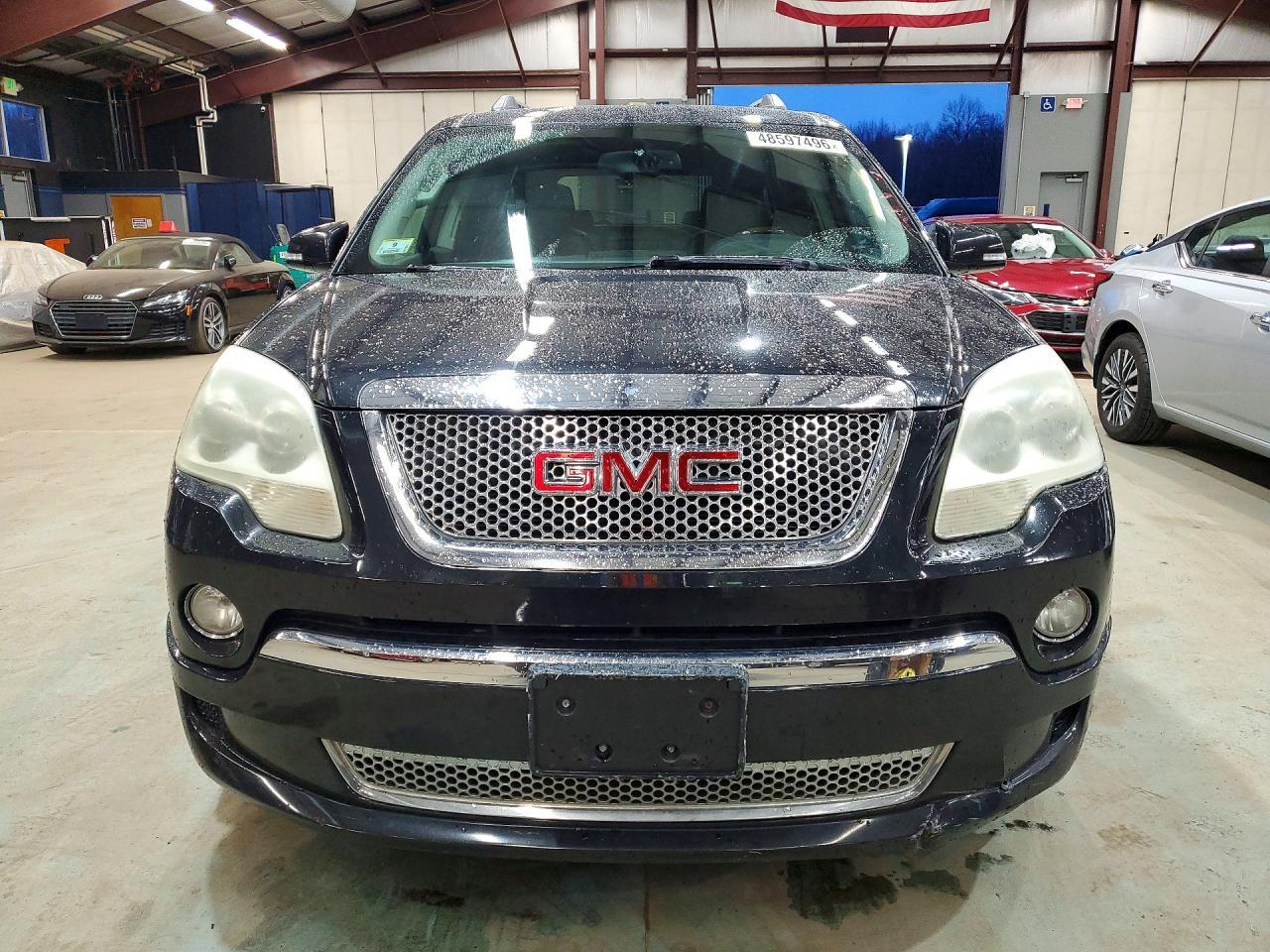 2011 GMC Acadia Denali - Image 5