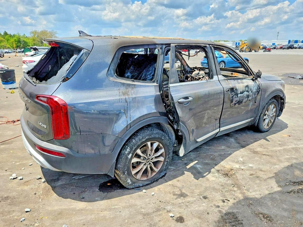 2021 Kia Telluride Lx - Фото 3