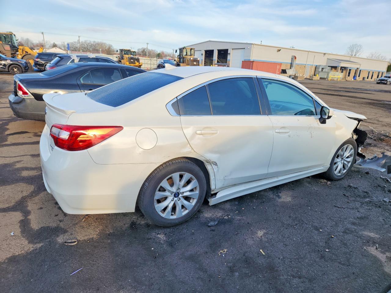 2017 Subaru Legacy 2.5I Premium - Фото 3