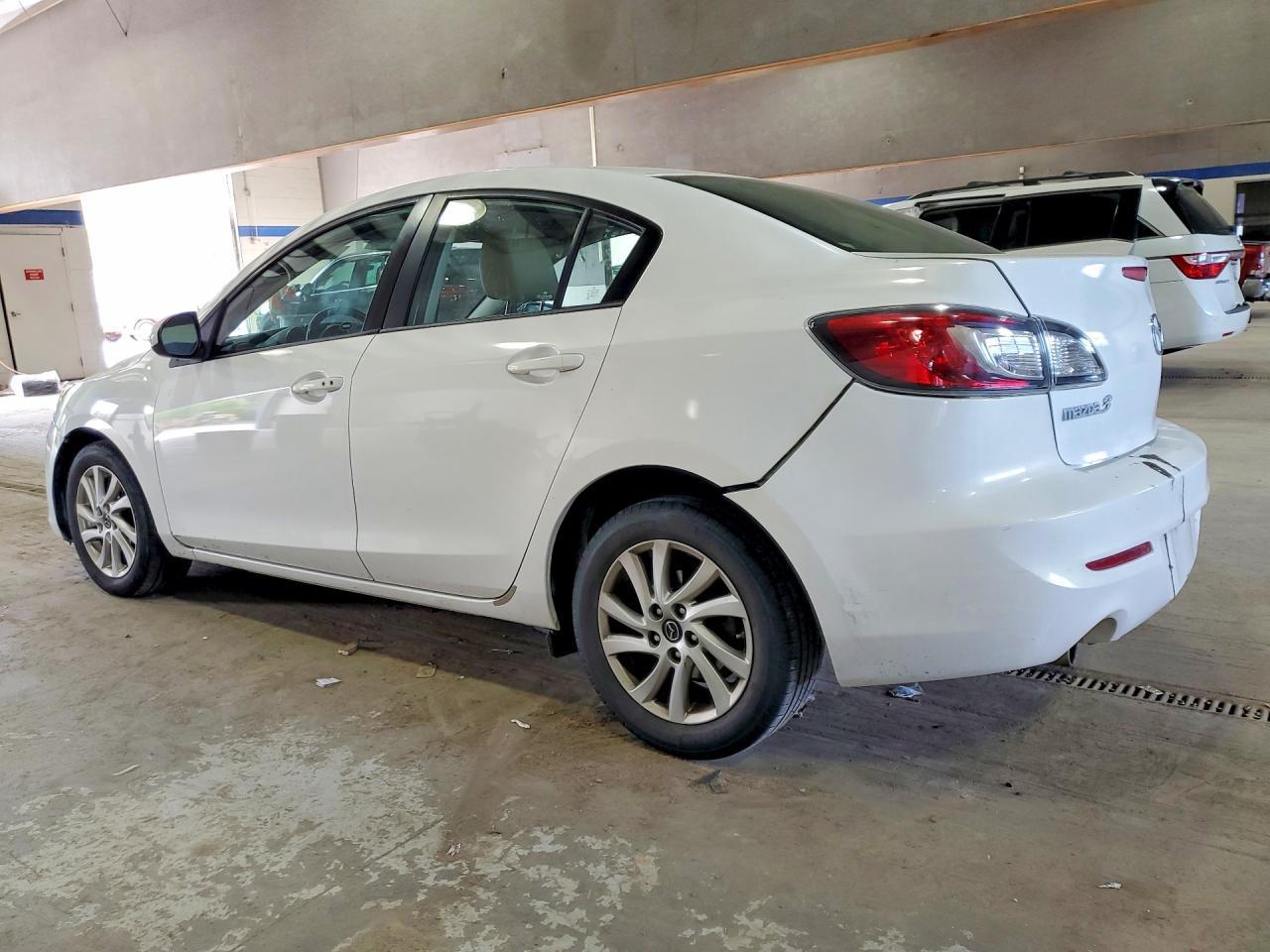 2013 Mazda 3 I - Фото 2