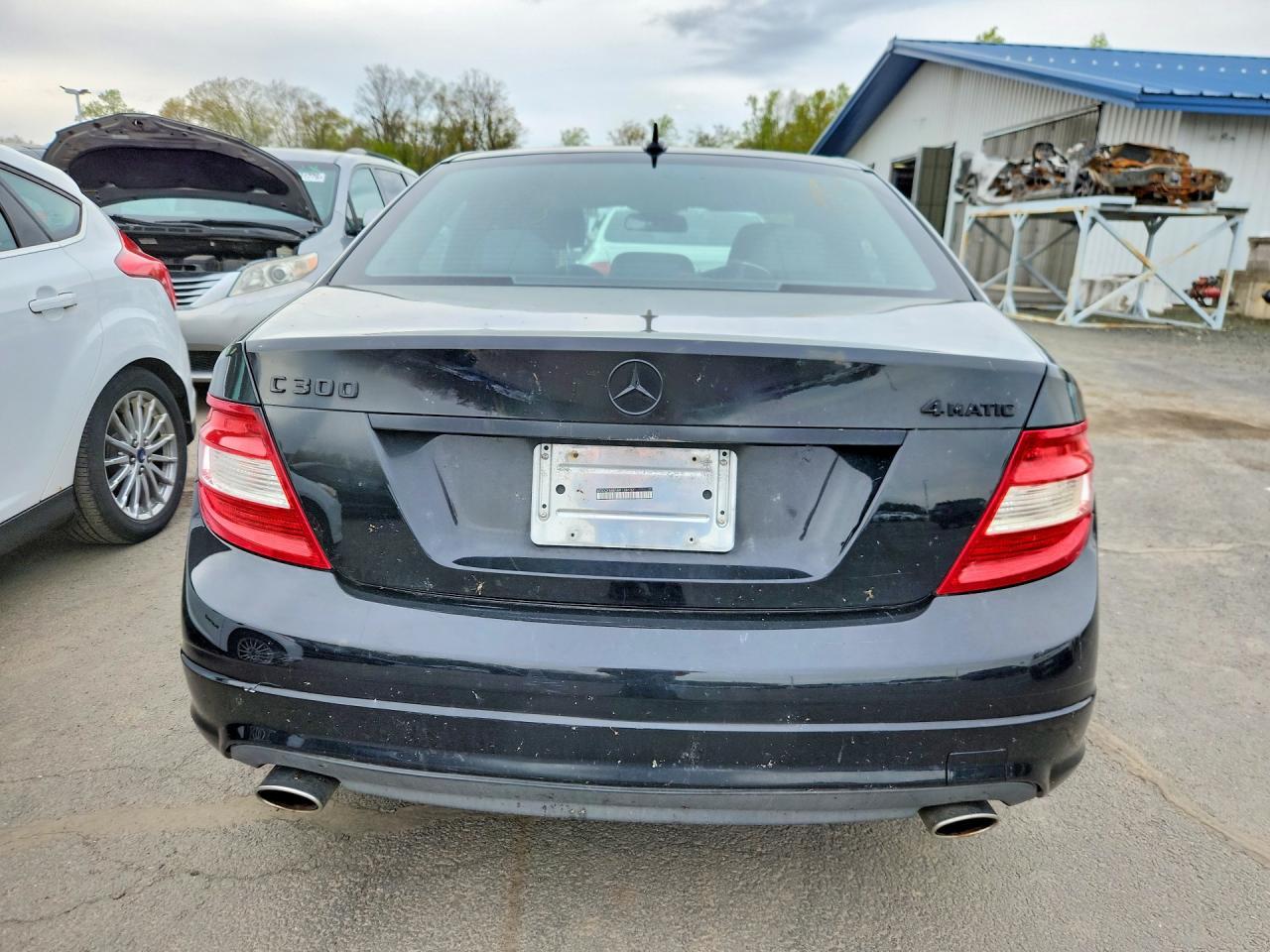 2011 Mercedes-Benz C 300 4Matic - Фото 6