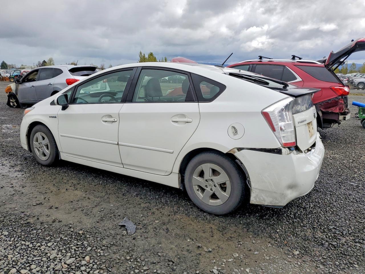 2010 Toyota Prius Iv - Фото 2