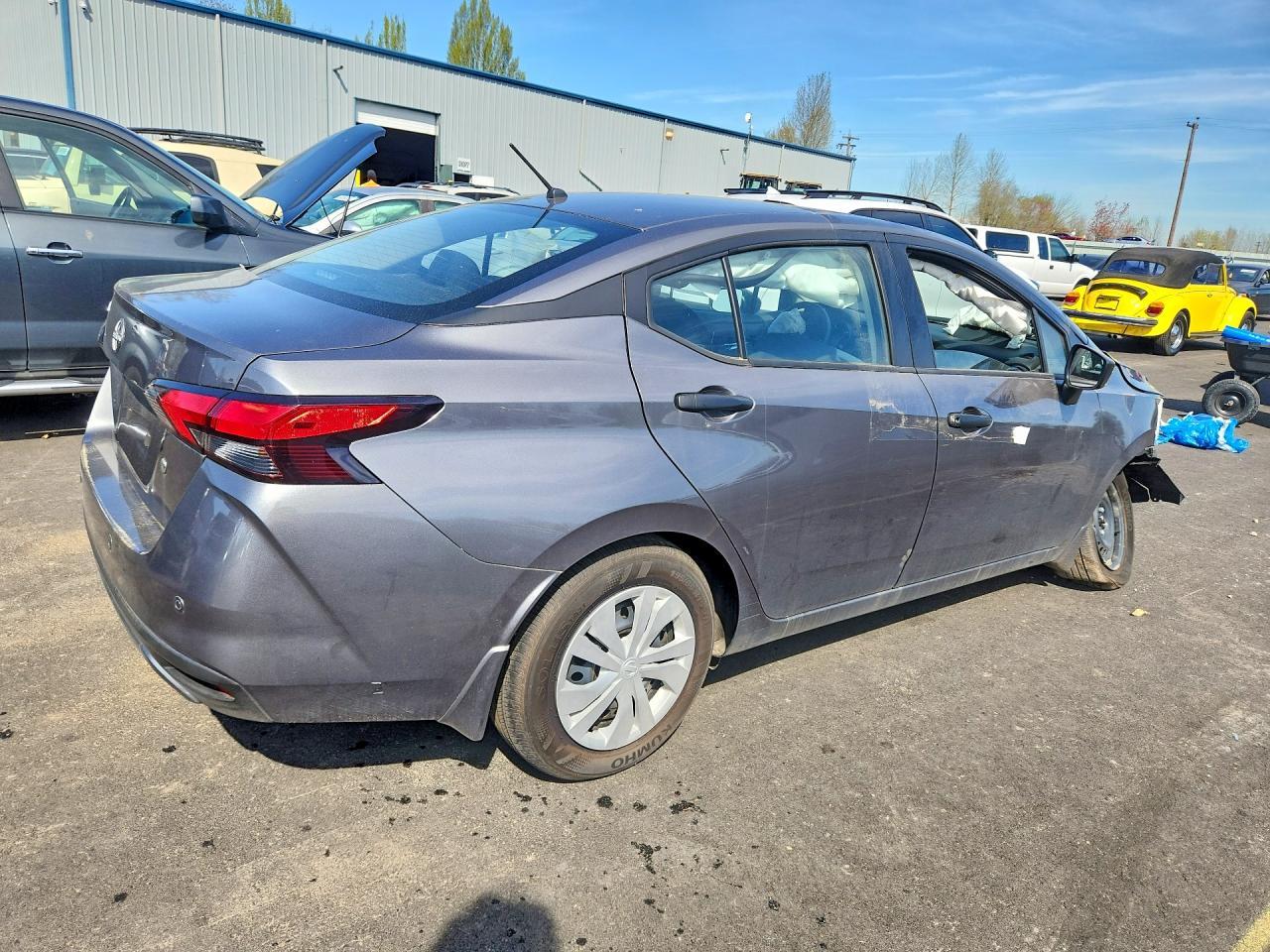 2024 Nissan Versa S - Фото 3