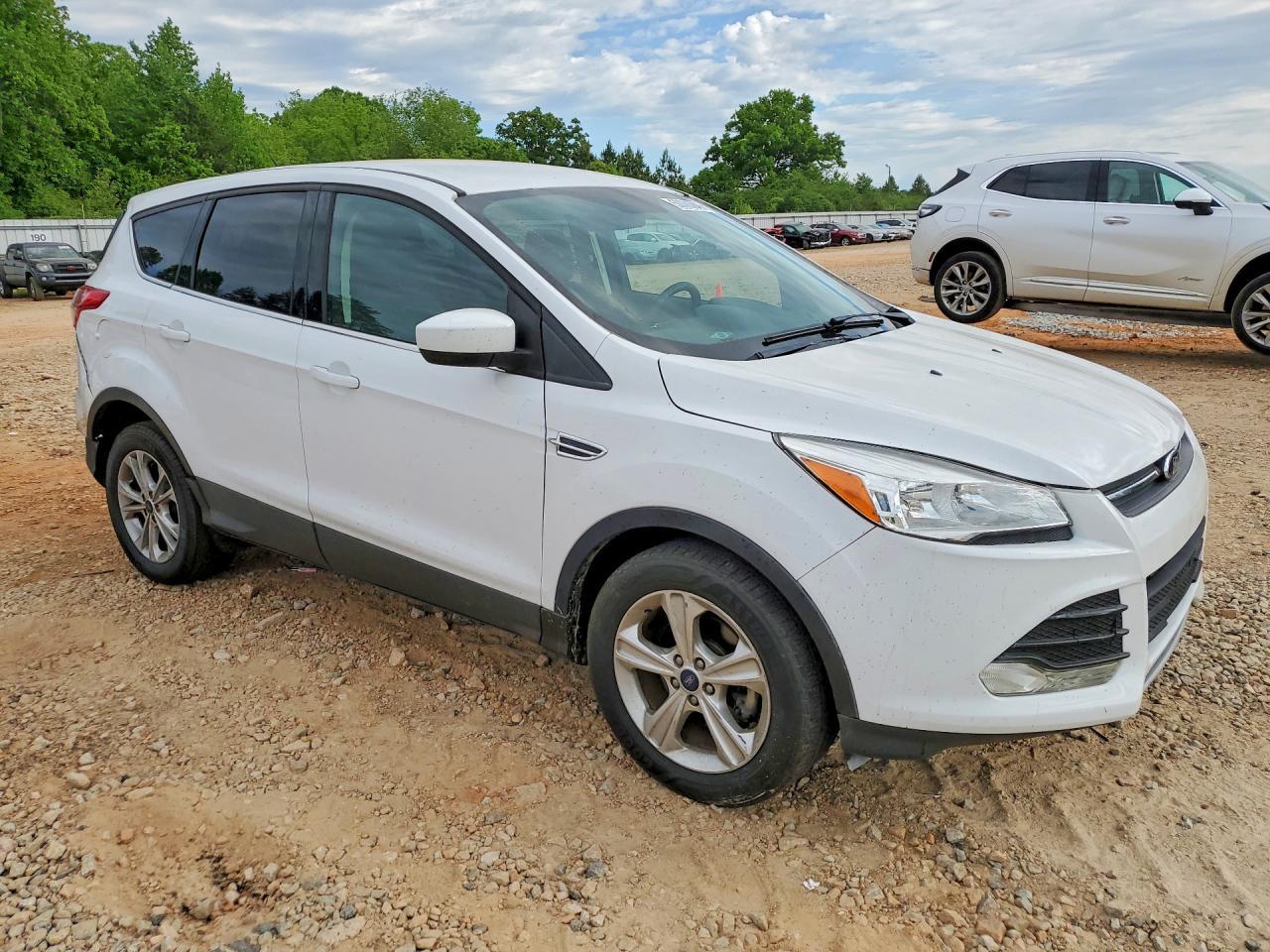 2016 Ford Escape Se - Фото 4