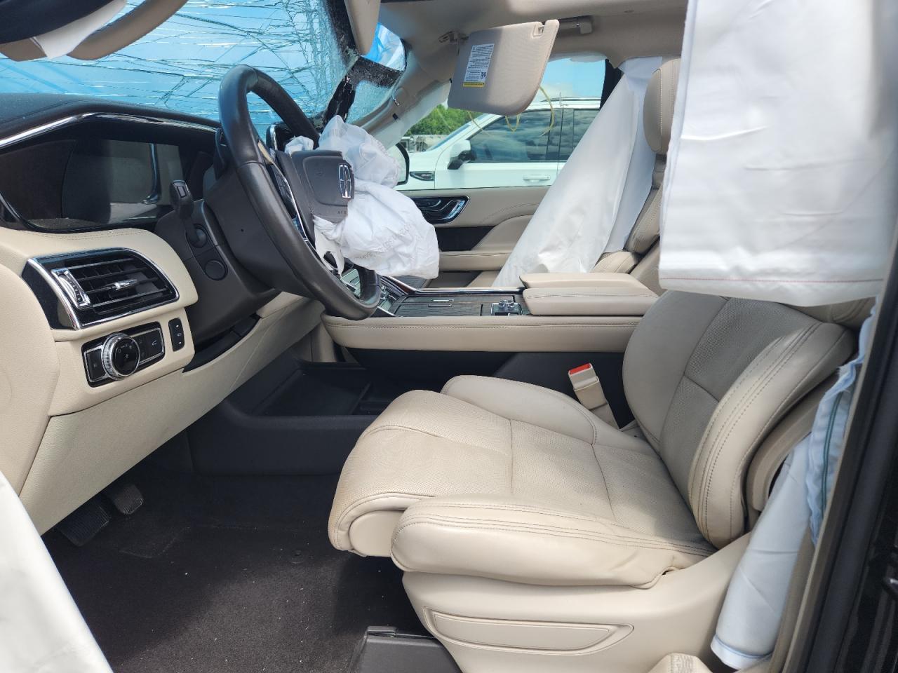 2021 Lincoln Navigator Reserve - Фото 7