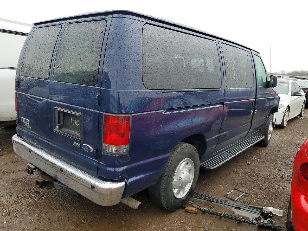2009 Ford Econoline E150 Wagon - Фото 3