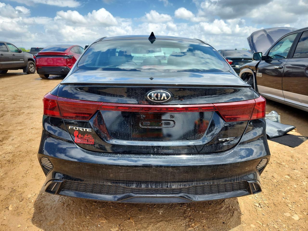 2022 Kia Forte Gt Line - Фото 6